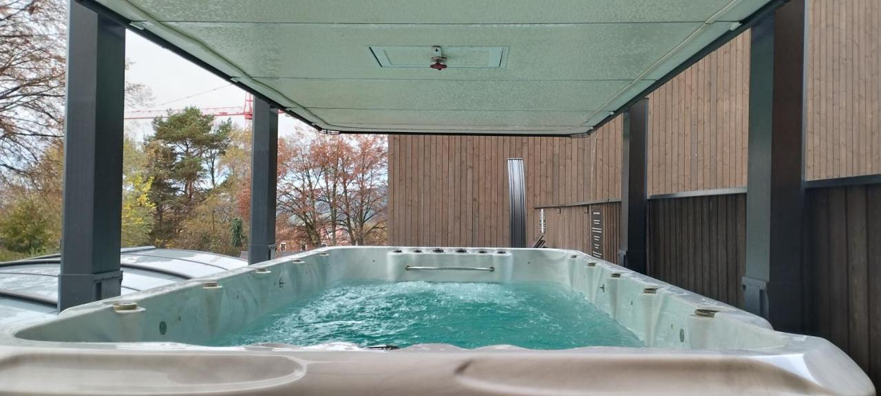 Jbx Resort Avenue Lipno Lipno nad Vltavou Eksteriør bilde